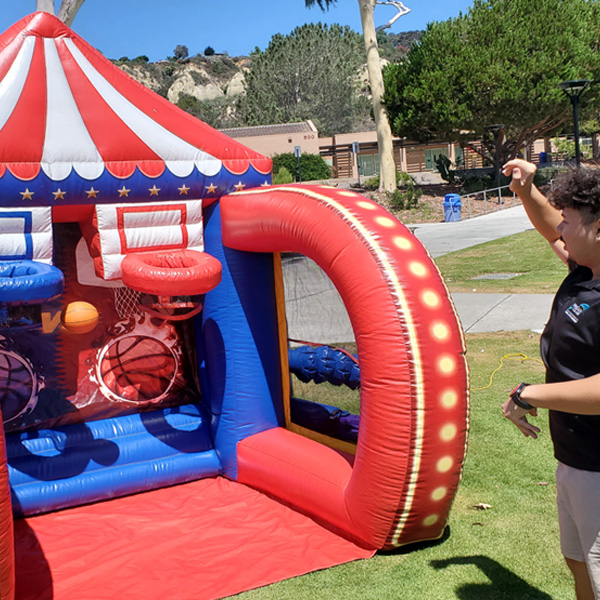 Student Life & Leadership Image